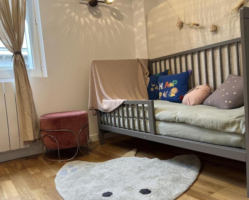 Cosy Maisonette แวร์ซาย ภายนอก รูปภาพ